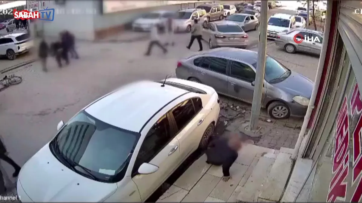 Mardin’deki silahlı kavganın görüntüleri ortaya çıktı | Video videosunu izle Mardin’deki silahlı kavganın görüntüleri ortaya çıktı | Video videosunu izle