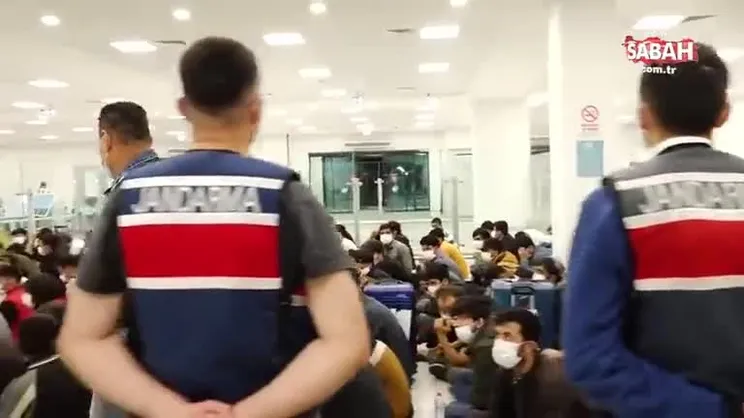 1 haftada 17 bin 116 göçmen sınır dışı edildi | Video