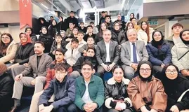 Üniversitelilere eğitim desteği
