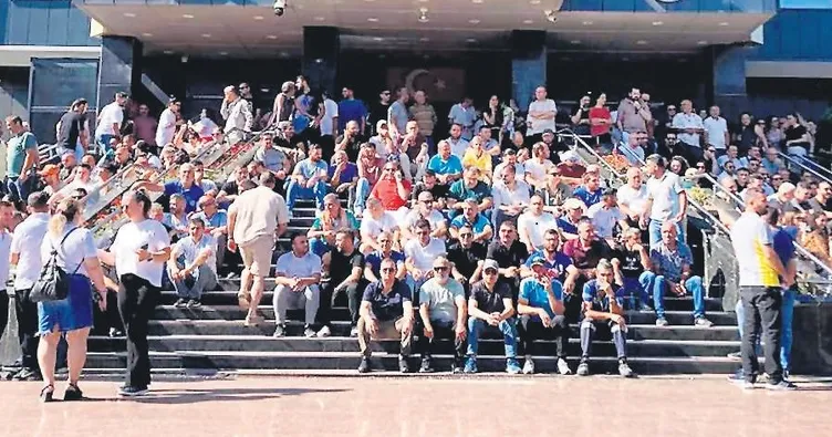 Buca’da işçiler yine iş bıraktı