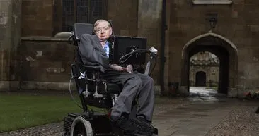 Stephen Hawking, Newton’ın yanına gömülecek