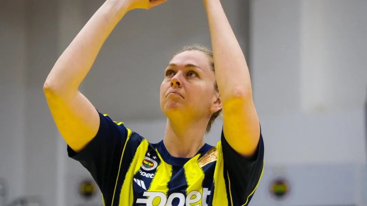 Fenerbahçe Kadın Basketbol Takımı evinde galip!