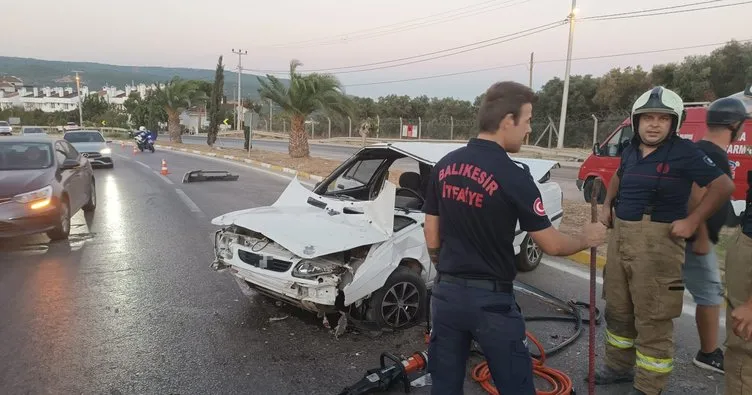 Balıkesir Erdek’te feci kaza: Bu araçtan sağ çıktılar!