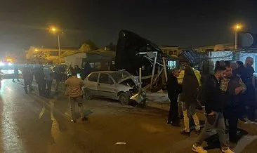 İzmir’de tır otobüs durağına daldı: 3’ü ağır 5 yaralı #izmir İzmir’de tır otobüs durağına daldı: 3’ü ağır 5 yaralı #izmir
