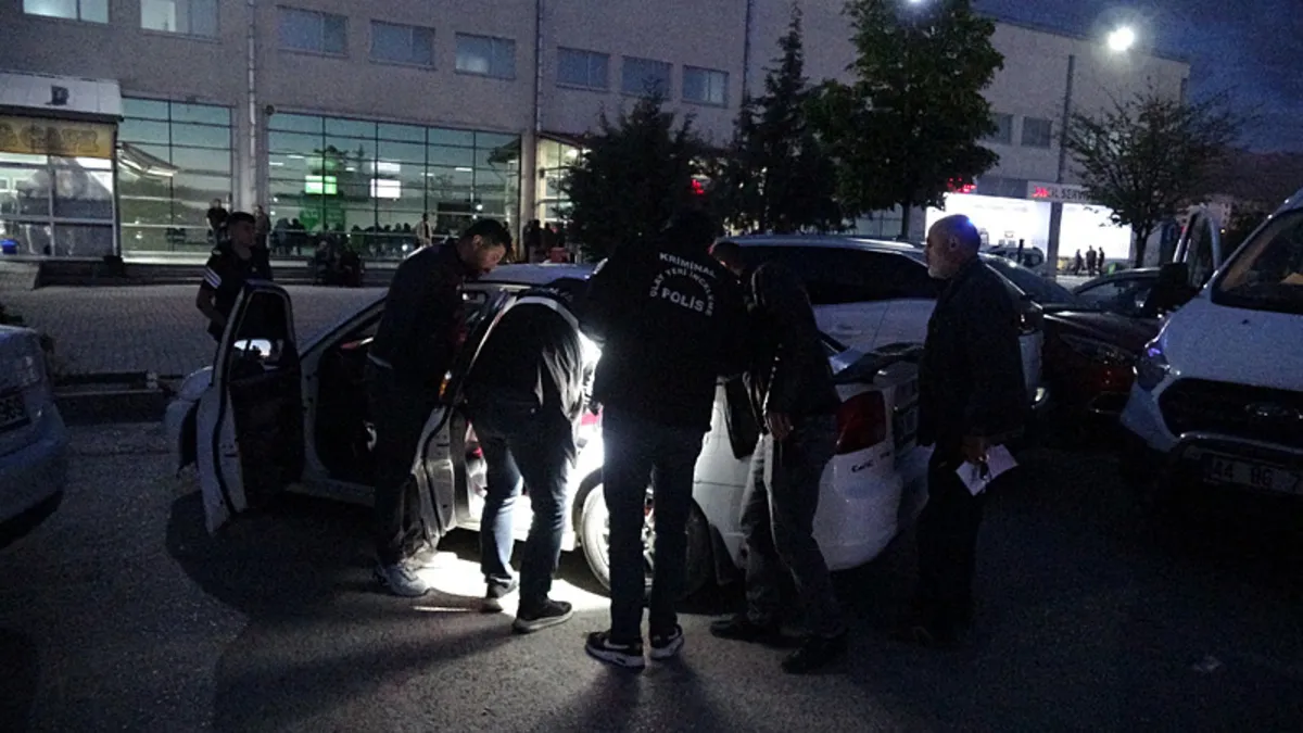 Malatya’da iki grup arasında kanlı hesaplaşma: 1 yaralı, 2 gözaltı! Malatya’da iki grup arasında kanlı hesaplaşma: 1 yaralı, 2 gözaltı!