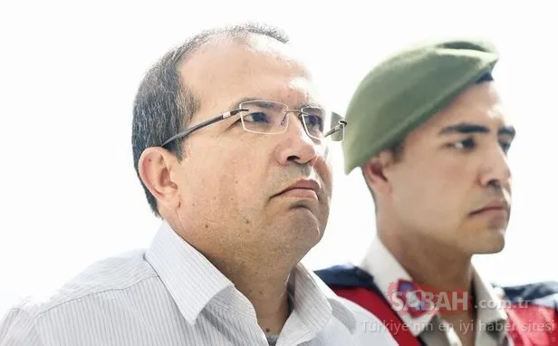 Kanlı gecenin hain 10 darbecisi! 251 vatandaşı şehit ettiler...