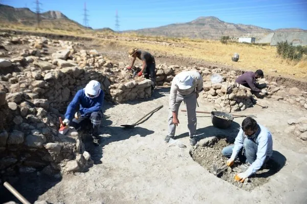 Mardin'de tarihi tapınak bulundu