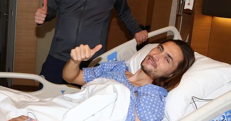 Fenerbahçeli Miguel Crespo ameliyat edildi