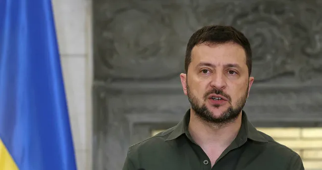 Zelenskiy, Kırım Tatar Türkü Rüstem Umerov'u Savunma Bakanı olarak atadı Zelenskiy, Kırım Tatar Türkü Rüstem Umerov'u Savunma Bakanı olarak atadı