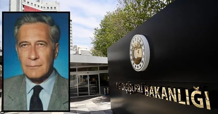 Emekli büyükelçi Özgüvenç hayatını kaybetti