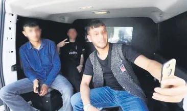 Üç yasak bir selfie