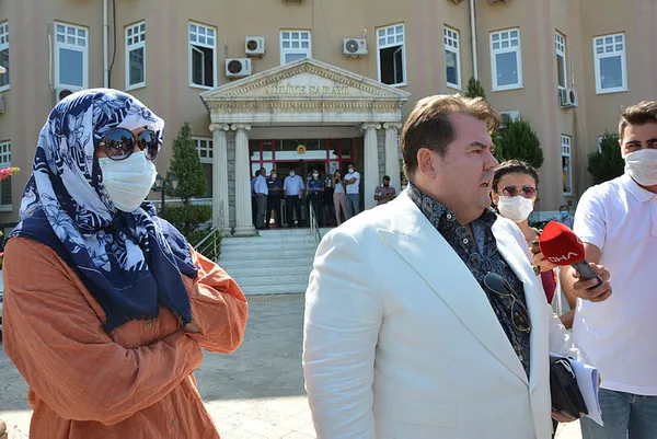 chpli-baskan-ahmet-deniz-atabayin-tecavuz-skandalinda-ikinci-perde-1623381483157.jpg CHP'li Başkan Ahmet Deniz Atabay'ın tecavüz skandalında “Kovuşturmaya yer yoktur" kararı kaldırıldı - 6