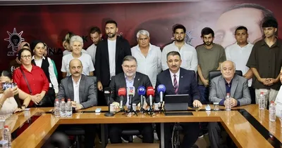 AK Partili Saygılı, farklı partilerden AK Parti'ye katılan 370 kişiye rozet taktı #izmir