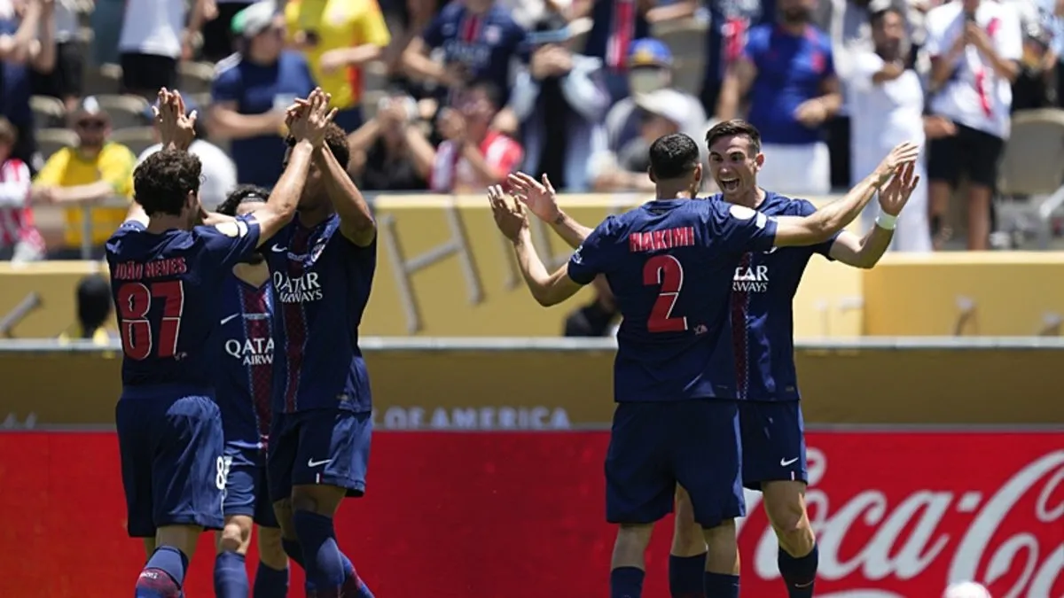 Paris Saint-Germ...                    </div>
                    <div class=