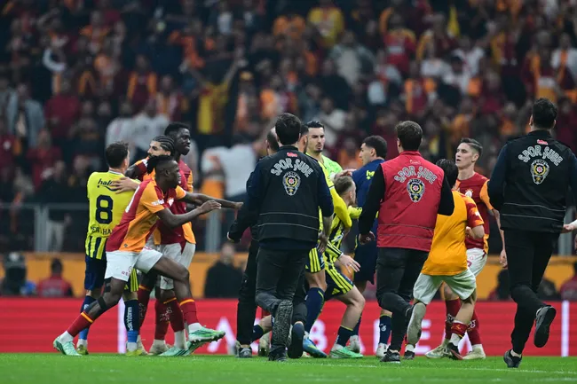 son-dakika-abdulkerim-bardakci-ve-archie-brownun-cezasi-belli-oldu-1793340580533.jpg
