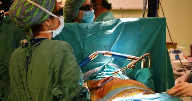 Üç boyutlu görüntüleme ile kesiden kalp kapağı ameliyatı