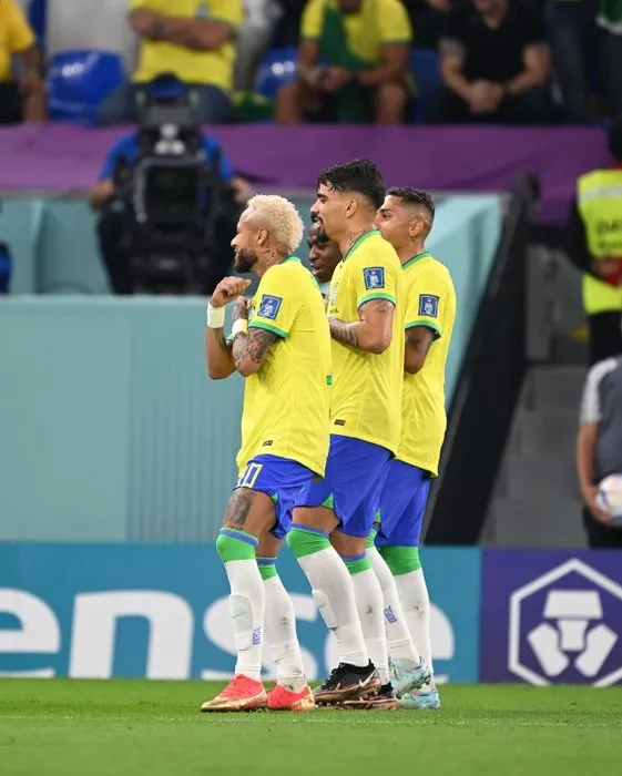 Son dakika haber: Efsane futbolcudan Brezilya’ya şok sözler! Tüm dünya o görüntüleri konuşuyor...