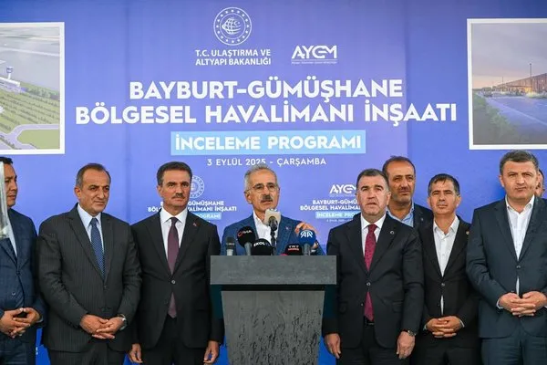 ulastirma-ve-altyapi-bakani-abdulkadir-uraloglu-bayburt-gumushane-bolgesel-havalimaninda-konustu-1756918981484.jpg
