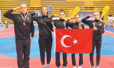 Madalyalar ile şehitlere selam