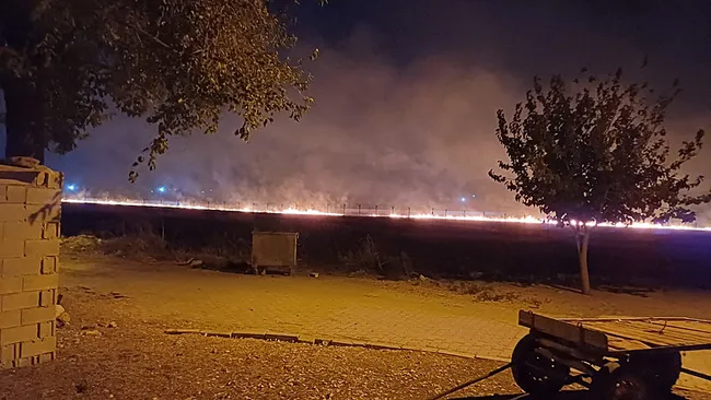 son-dakika-kilis-valiliginden-aciklama-mayinli-araziye-roket-dustu-1729105634073.jpeg
