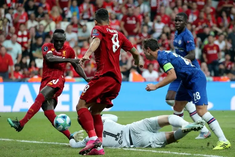 İşte Liverpool ve Chelsea arasında oynanan Süper Kupa finalinden kareler