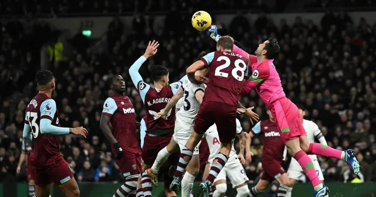 West Ham United, deplasmanda Tottenham’ı 2-1 yendi