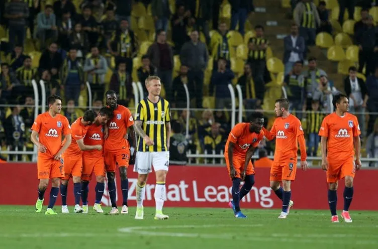 Podolski’den Fenerbahçe’ye olay gönderme!