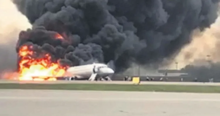 Yolcu uçağında alev kapanı