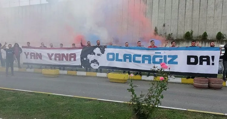 Trabzonsporlu taraftarlardan Ünal Karaman’a destek