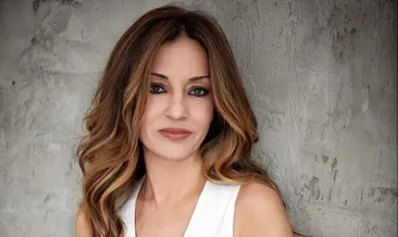 Zeynep Talu annesinin şarkısında düet yaptı