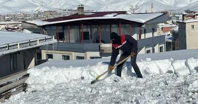 Yüksekova’da kar, geçim kaynağı oldu