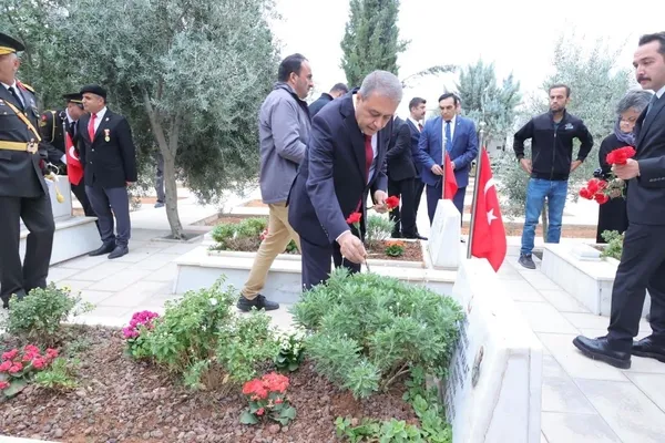 sanliurfada-29-ekim-coskusu-osmanbey-sehitligindeki-torenle-basladi-1793196965514.jpg
