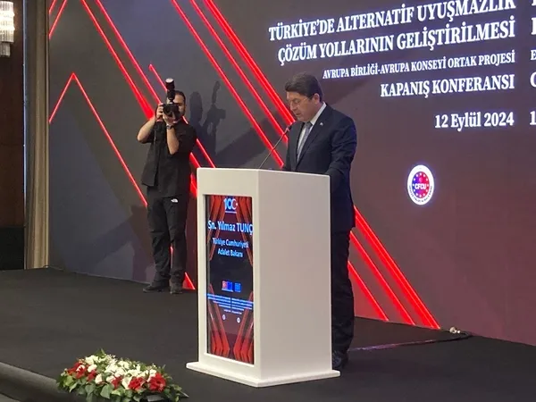 adalet-bakani-tunc-aysenur-ezginin-kani-yerde-kalmayacak-narinin-katillerini-bulmak-boynumuzun-borcu-1726133993130.jpg