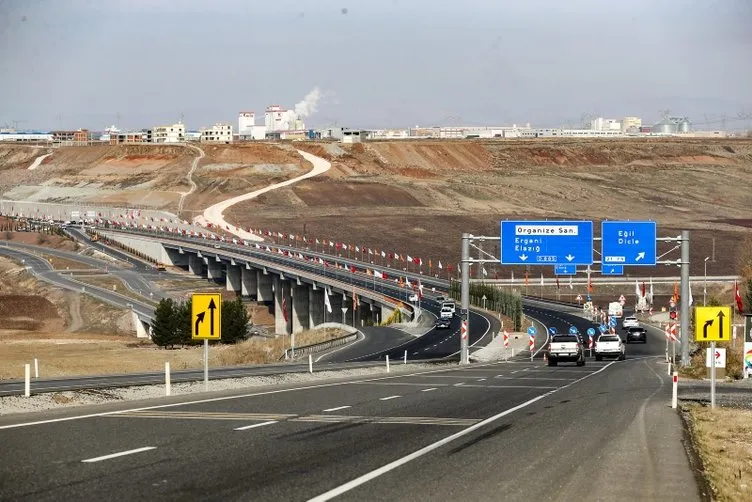 Dev bir proje daha olan Devegeçidi Köprüsü hizmete açıldı