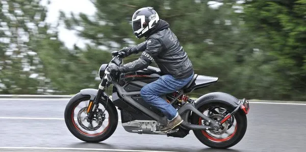 Harley-Davidson'dan ilk elektrikli motosiklet geliyor