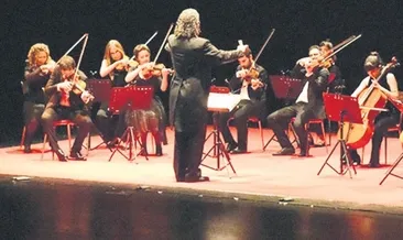 Antalya Tiyatro Festivali başladı