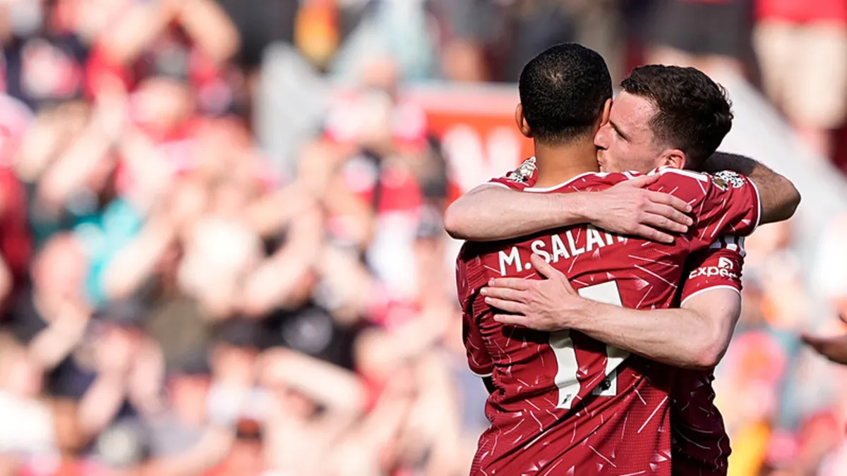 Liverpool’da Mohamed Salah ve Andrew Robertson veda etti!