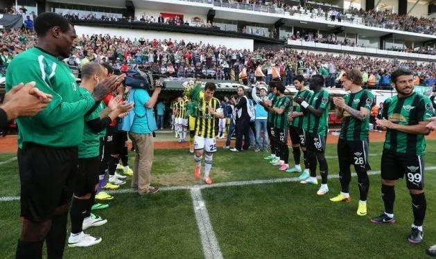 Akhisar Belediyespor - Fenerbahçe maçının fotoğrafları
