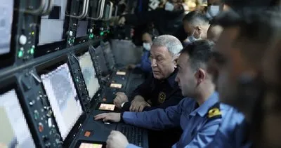 SON DAKİKA: Milli Savunma Bakanı Hulusi Akar ateşledi! AKYA torpidosu ilk kez gerçek hedefi vurdu...