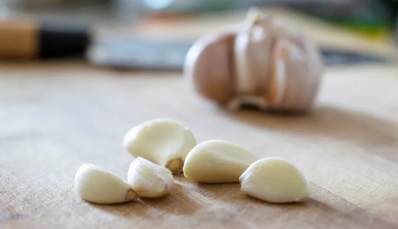 Diş ağrısını anından kesiyor! Sarımsağı bu şekilde tüketirseniz...