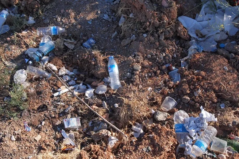 Toprak Kirliligi Nedir Egitim Haberleri