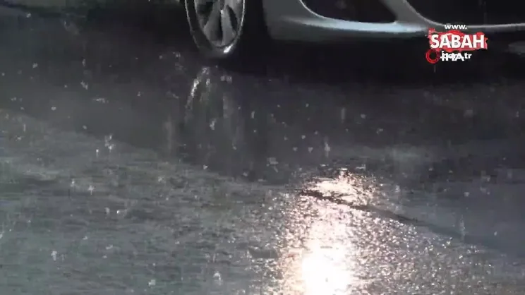 Mersin'in batı ilçelerinde sağanak yağış etkili oldu