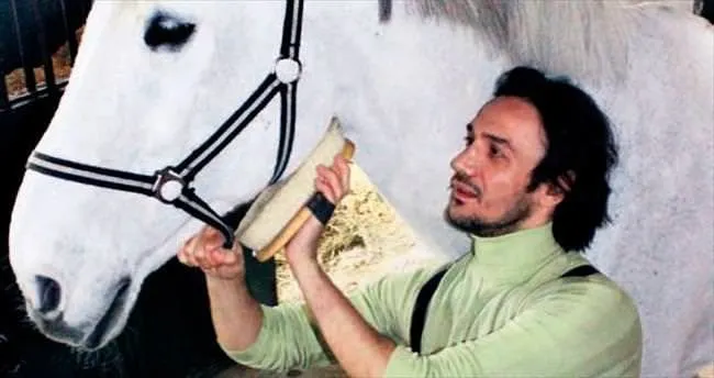 17 yaşındaki genç bir çocuk olmak için her şeyi yaptım