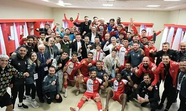 Sivas 10 kişiyle Manisa’yı devirdi