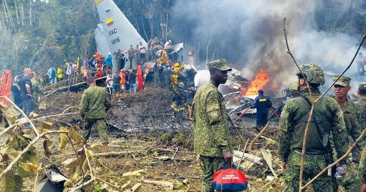Kolombiya’da askeri uçak düştü: 66 ölü