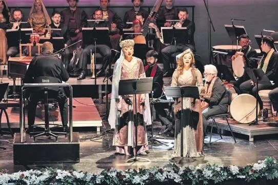 AKM’de kültür mozaiği