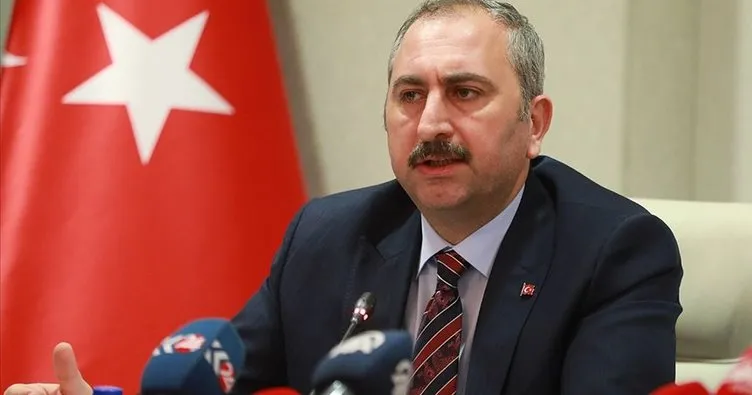 Adalet Bakanı Gül, koronavirüse karşı yeni tedbirleri açıklayacak