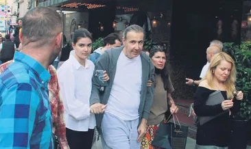 Kızı ve eşiyle Bebek’te turladı