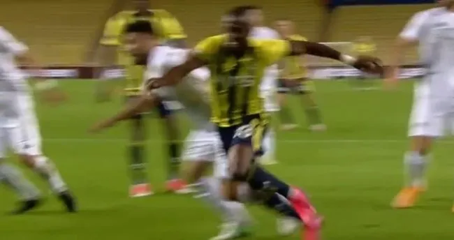 İşte Fenerbahçe'nin Konyaspor maçında penaltı beklediği pozisyon