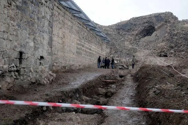 Jitem'in karargahından kemik fışkırdı